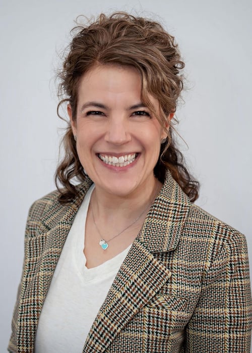 Jen Laidlaw Headshot websize RT 2